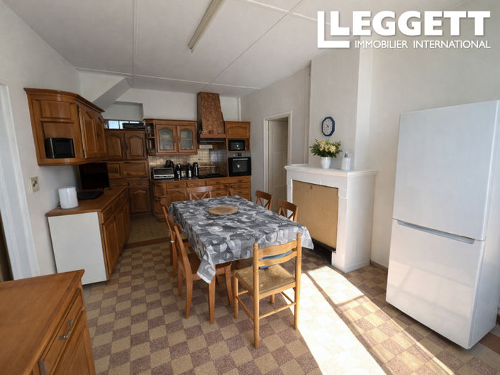 Image No.2-4 Bed House for sale