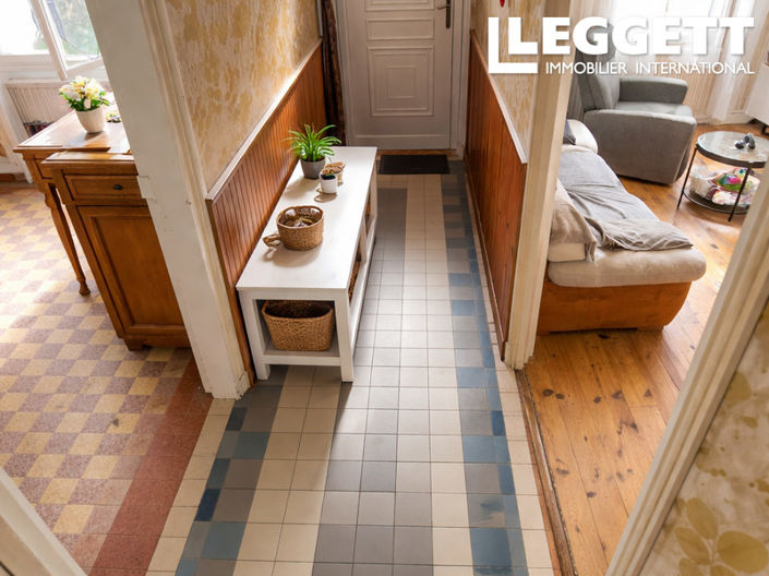 Image No.7-4 Bed House for sale