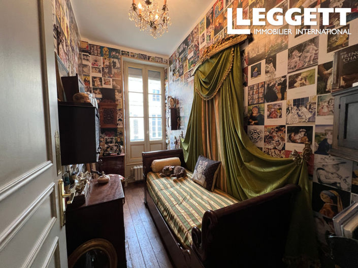 Image No.9-3 Bed House for sale