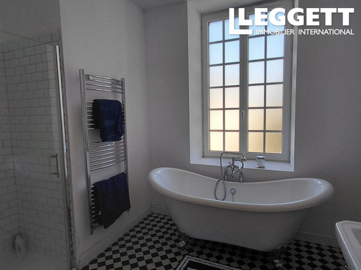 Image No.9-4 Bed House for sale