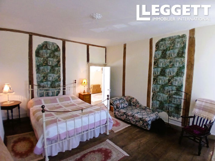 Image No.6-House for sale