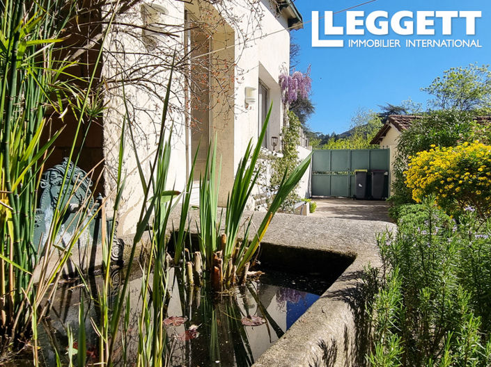 Image No.8-3 Bed House for sale