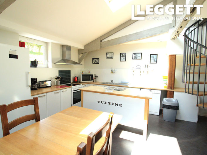 Image No.9-10 Bed House for sale