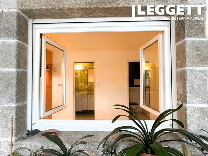 Image No.10-3 Bed House for sale