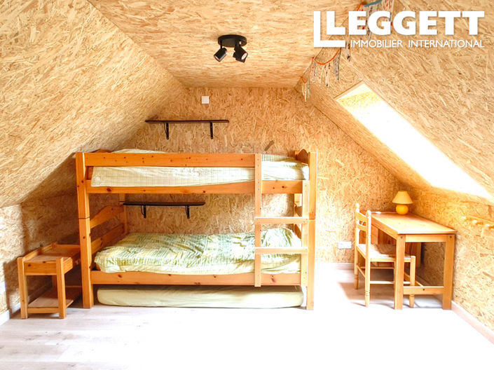 Image No.9-3 Bed House for sale