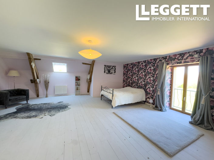 Image No.3-4 Bed House for sale