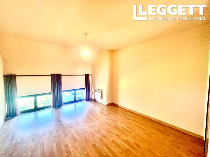 Image No.7-2 Bed House for sale