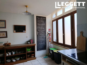 ahr0chm6ly9jzg4uagvzdglhlmltbw8vaw1hz2uvvevom