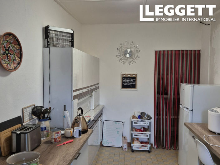 Image No.10-3 Bed House for sale