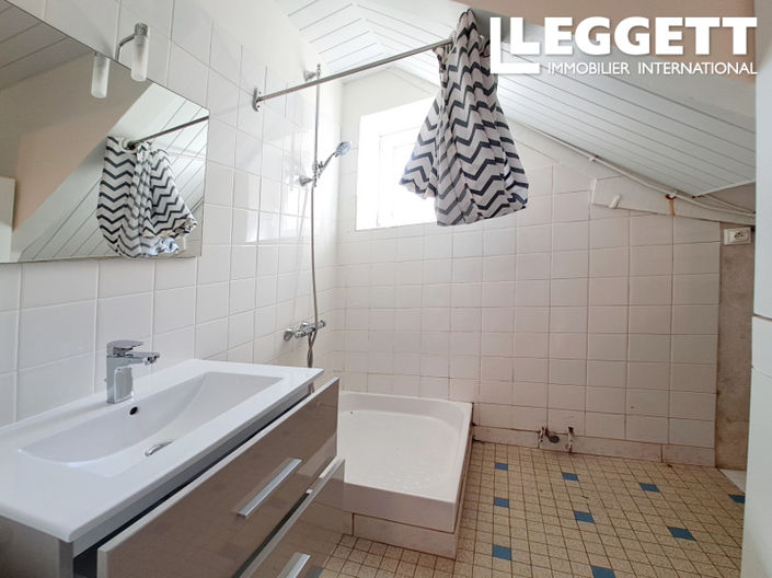 Image No.6-2 Bed House for sale