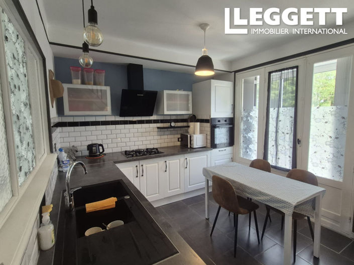 Image No.5-4 Bed House for sale