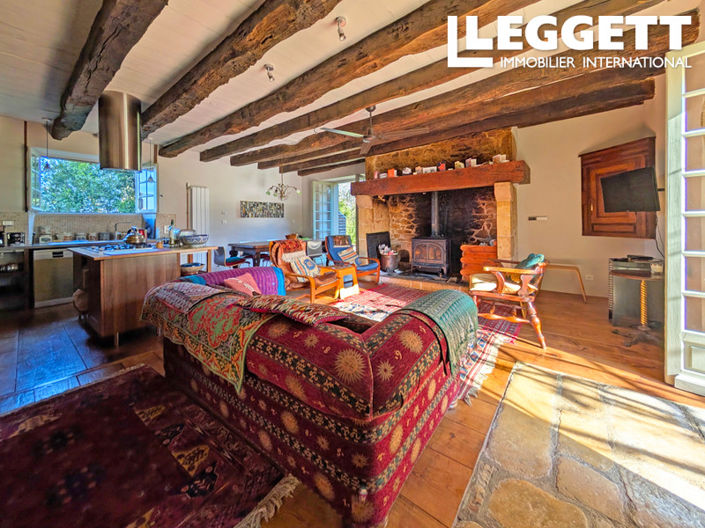 Image No.8-1 Bed House for sale