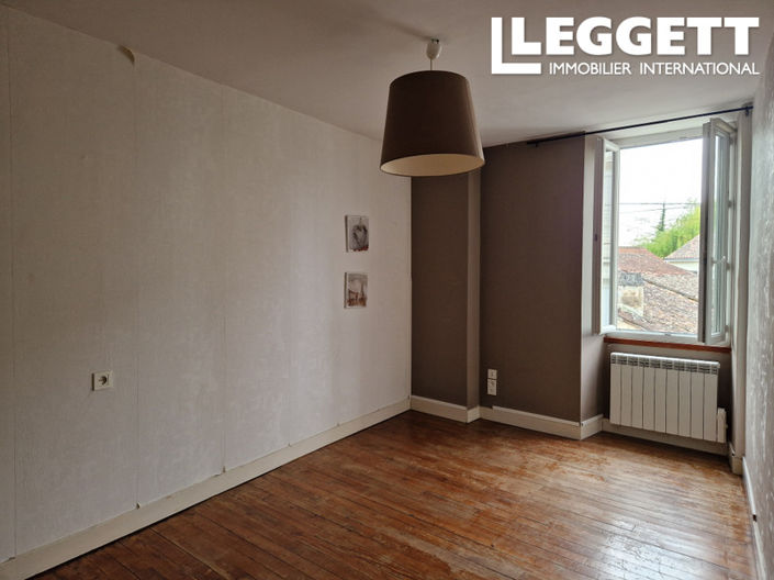 Image No.6-7 Bed House for sale