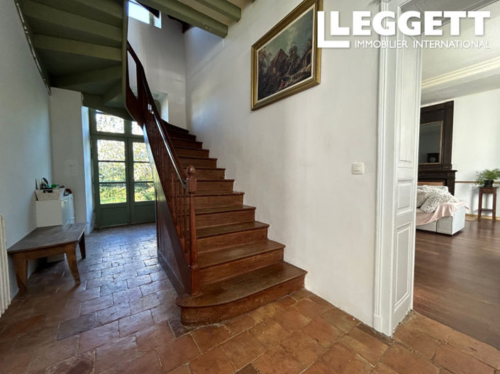 Image No.5-5 Bed House for sale