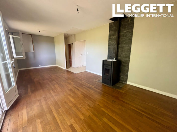 Image No.6-2 Bed House for sale