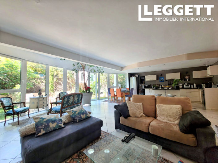 Image No.2-2 Bed House for sale