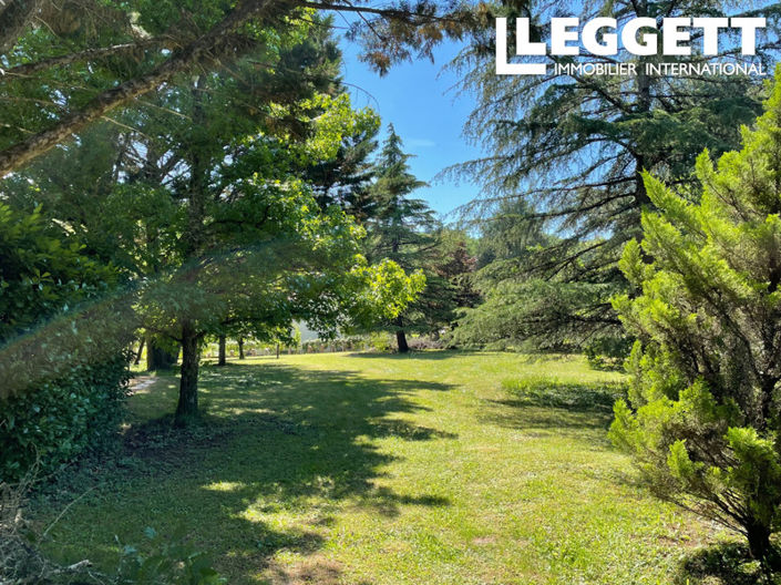 Image No.10-5 Bed House for sale