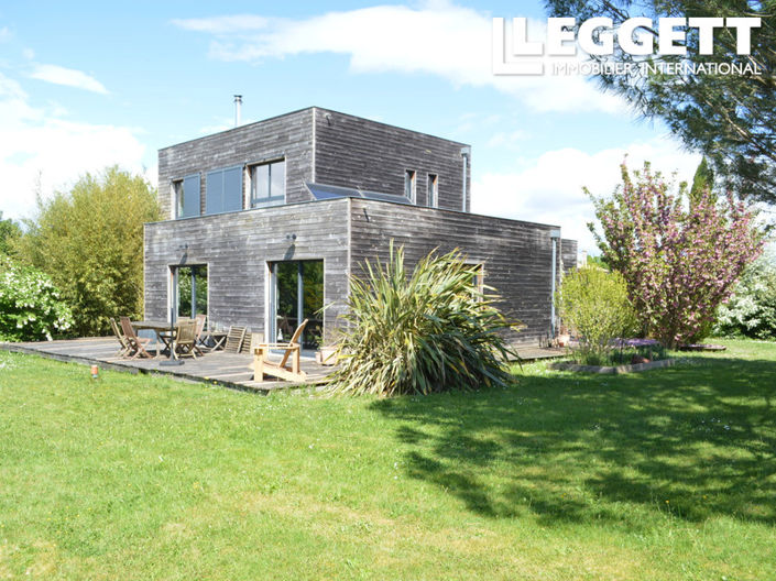 Image No.2-4 Bed House for sale