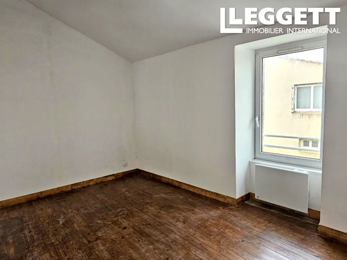 Image No.4-6 Bed House for sale