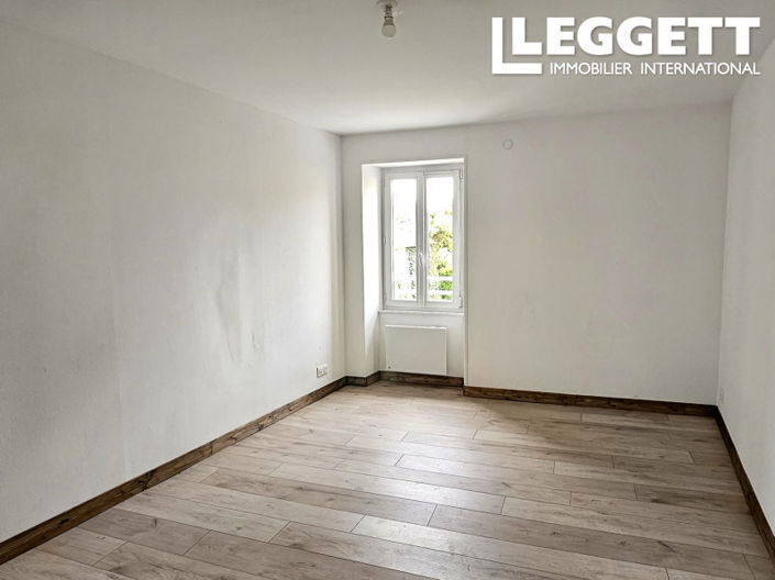 Image No.6-6 Bed House for sale