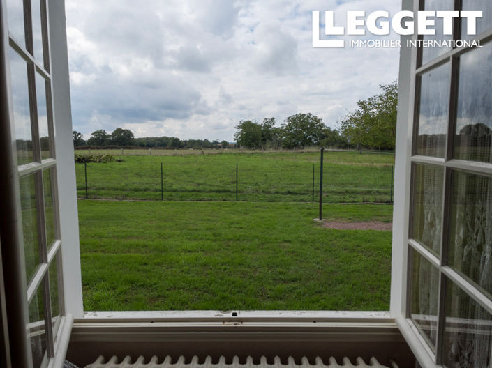 Image No.6-4 Bed House for sale