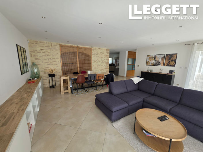 Image No.3-4 Bed House for sale