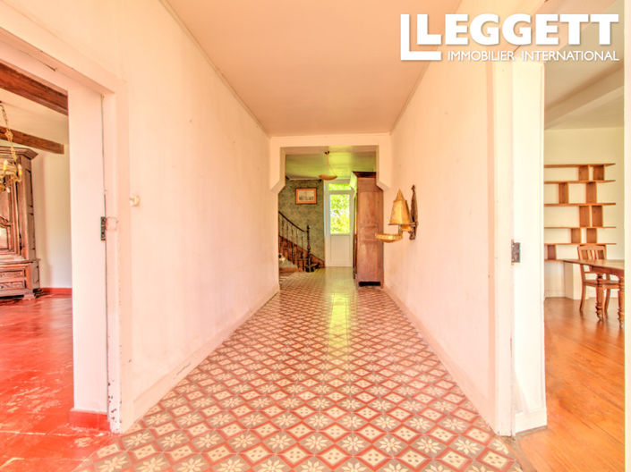 Image No.4-5 Bed House for sale