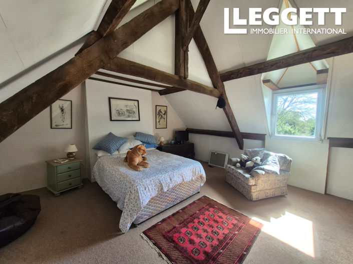 Image No.9-4 Bed House for sale