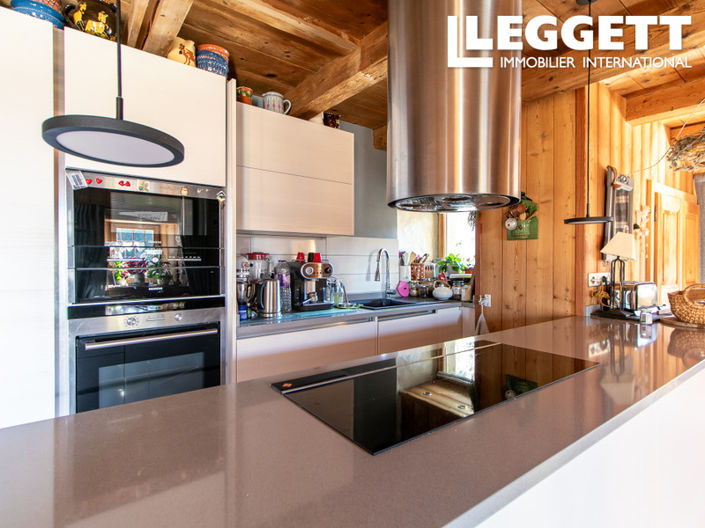 Image No.3-3 Bed House for sale