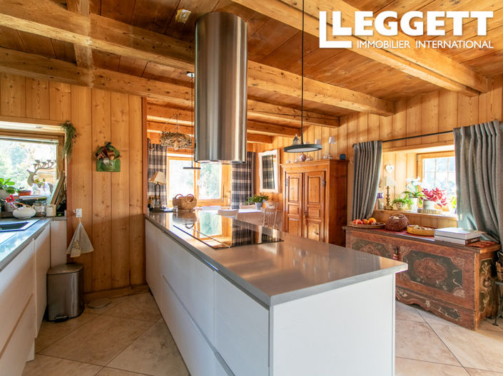 Image No.5-3 Bed House for sale