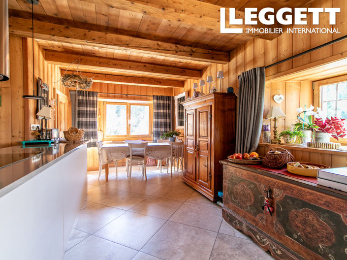 Image No.6-3 Bed House for sale