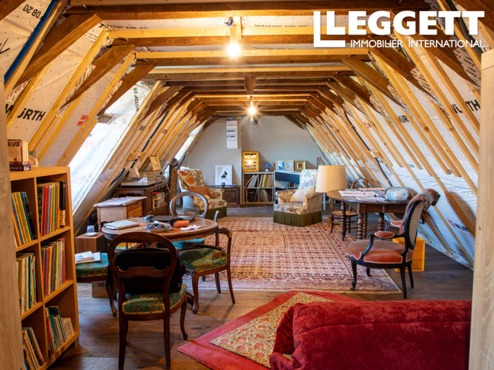 Image No.10-5 Bed House for sale