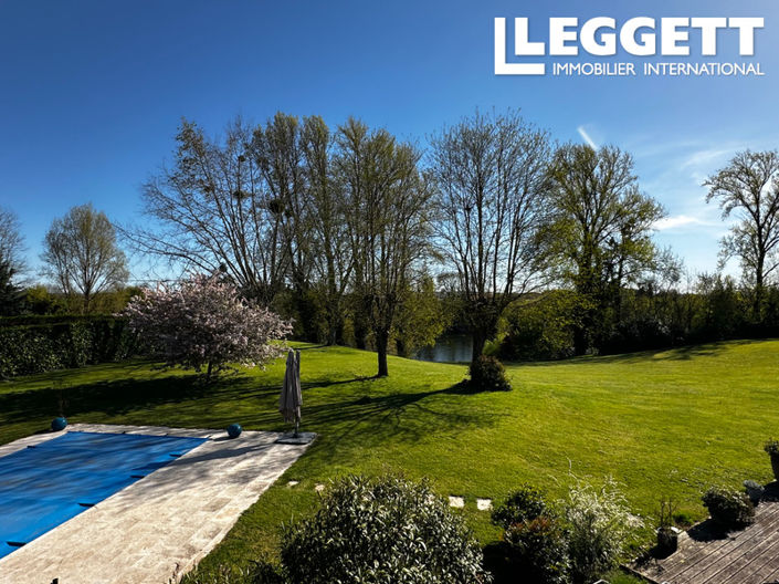 Image No.7-6 Bed House for sale