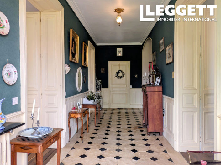 Image No.2-Maison de 7 chambres à vendre à Sommières-du-Clain