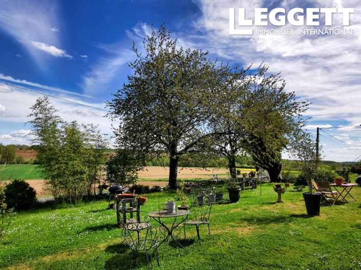 Image No.2-Maison de 2 chambres à vendre à Vicq-sur-Nahon