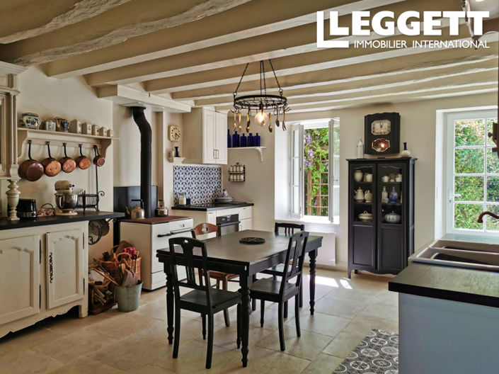 Image No.4-6 Bed House for sale