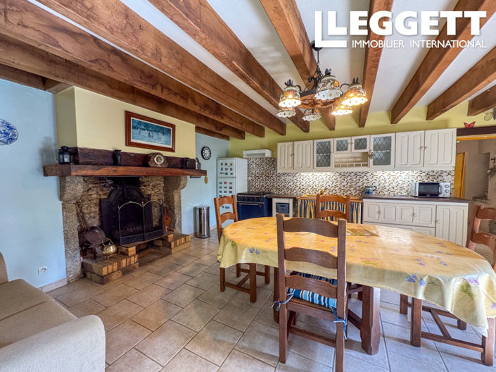 Image No.10-3 Bed House for sale