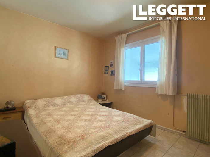 Image No.7-2 Bed House for sale