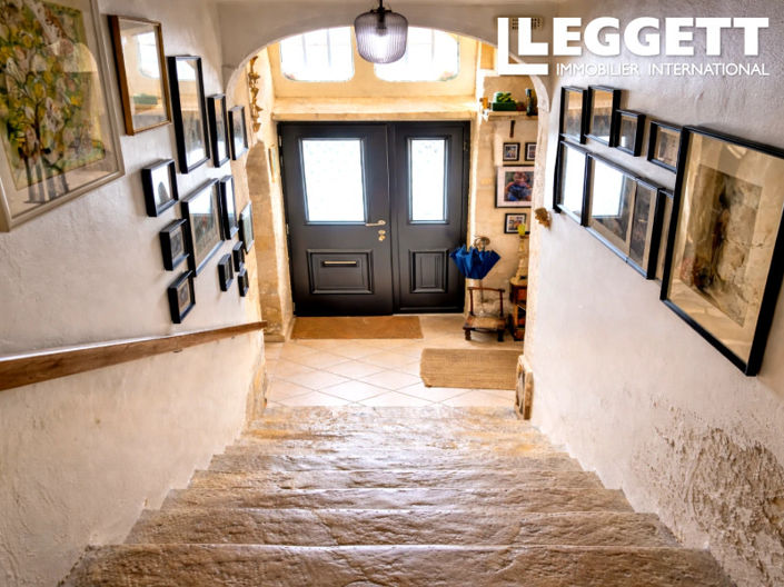 Image No.5-5 Bed House for sale