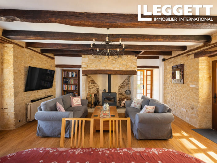 Image No.6-12 Bed House for sale