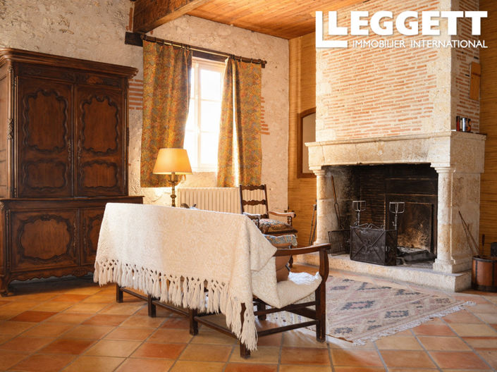 Image No.6-4 Bed House for sale