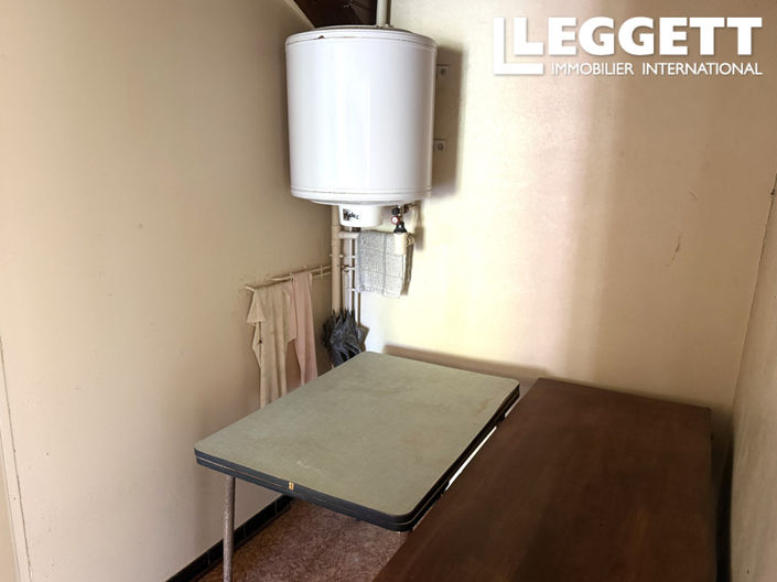 Image No.9-2 Bed House for sale