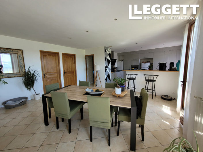 Image No.3-5 Bed House for sale