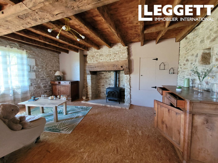 Image No.9-5 Bed House for sale