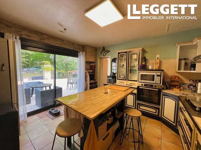 Image No.5-4 Bed House for sale