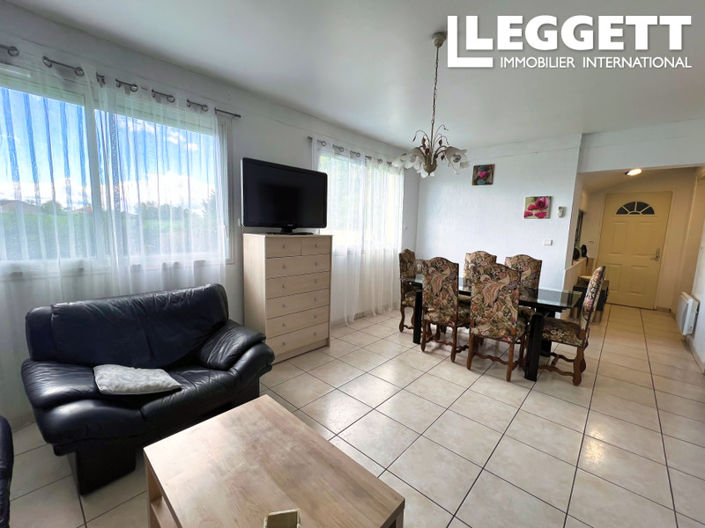 Image No.7-4 Bed House for sale