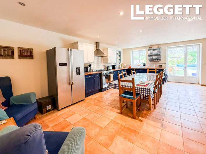 Image No.5-4 Bed House for sale