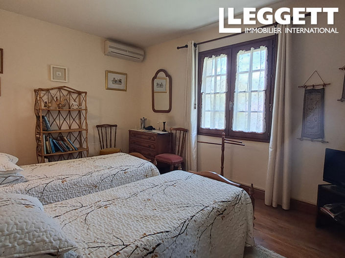 Image No.4-3 Bed House for sale