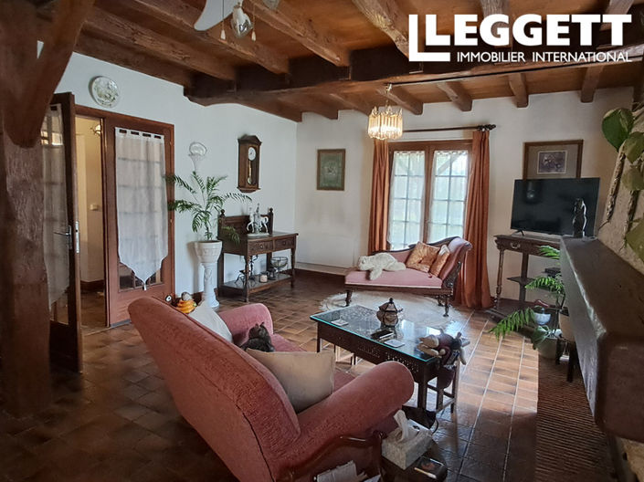 Image No.8-3 Bed House for sale