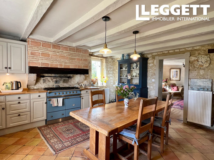 Image No.4-6 Bed House for sale